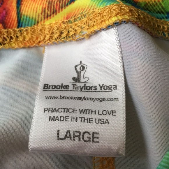 Brooke Taylor Yoga Flare Bell bottom multicolor floral - Picture 3 of 6